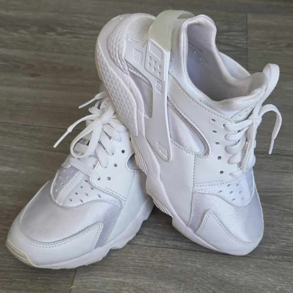 B2 Nike Air Huarache Triple White Women's US 7 Running Shoes (DD1068-102)